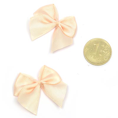 Бантик атласный 1,5см св.бежевый