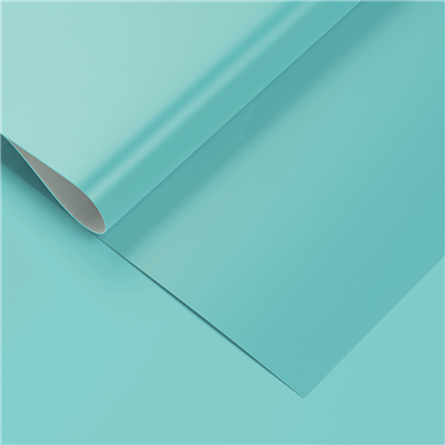 Бумага упак Голубая pantone 310 67х99см