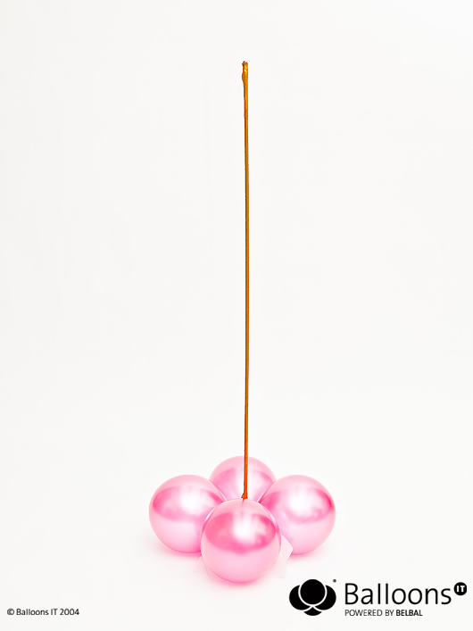 Сборка композиции из воздушных шаров, связка шаров